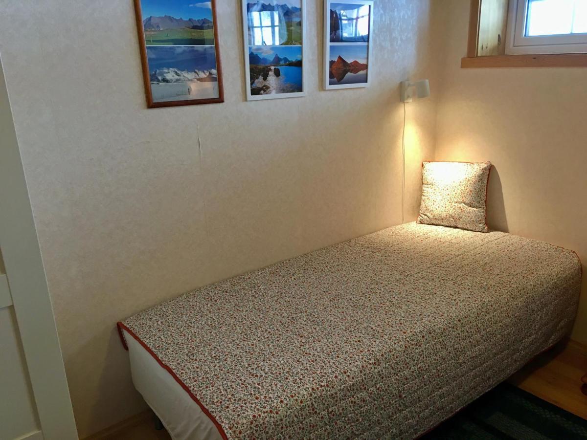 Heloise'S Accommodation Fredvang Bagian luar foto